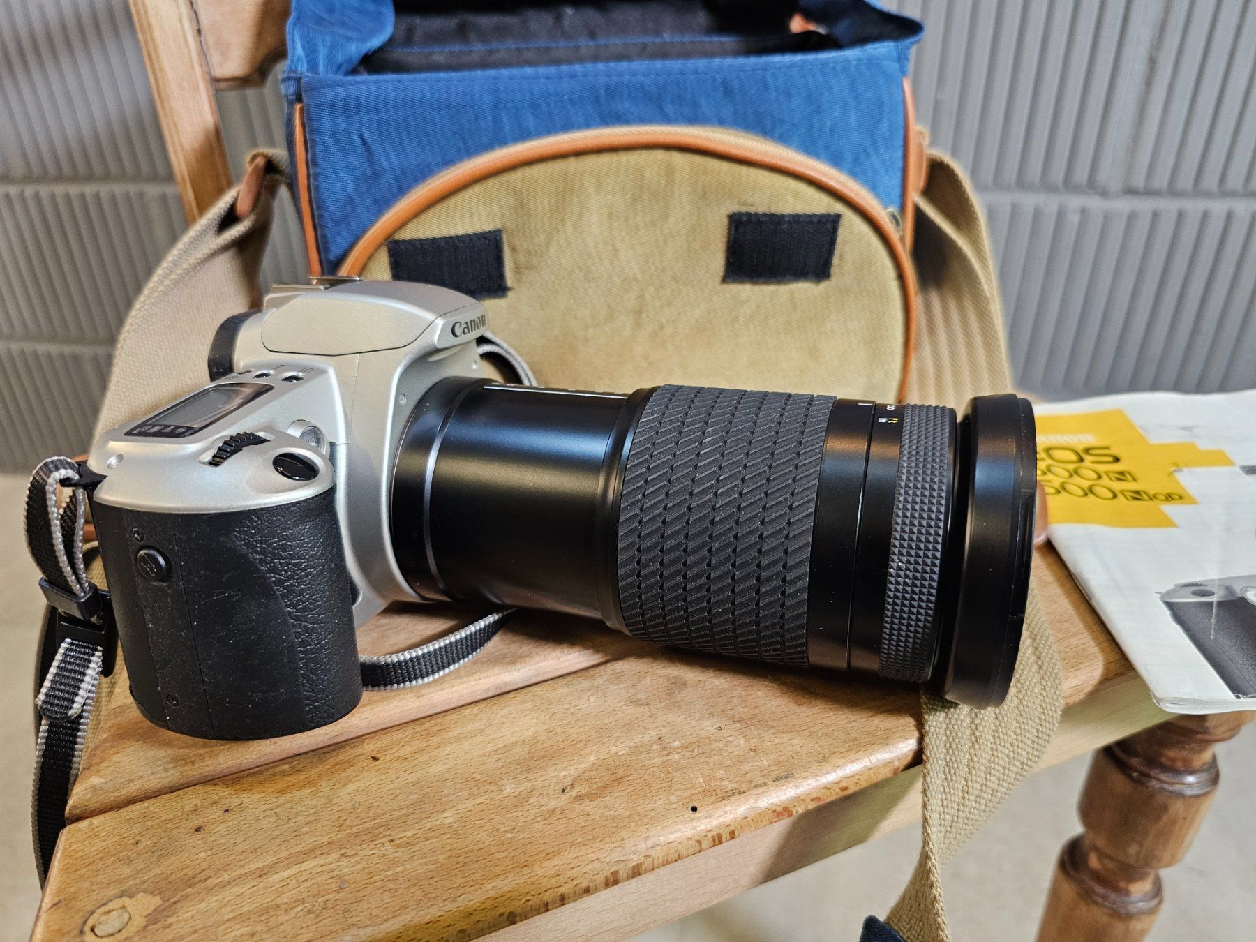 Canon Fotocamera: Canon EOS 500 N Kamera mit Tasche und Begleitheft – Usato da Nottwil venduto da Wondewa-Shop 2