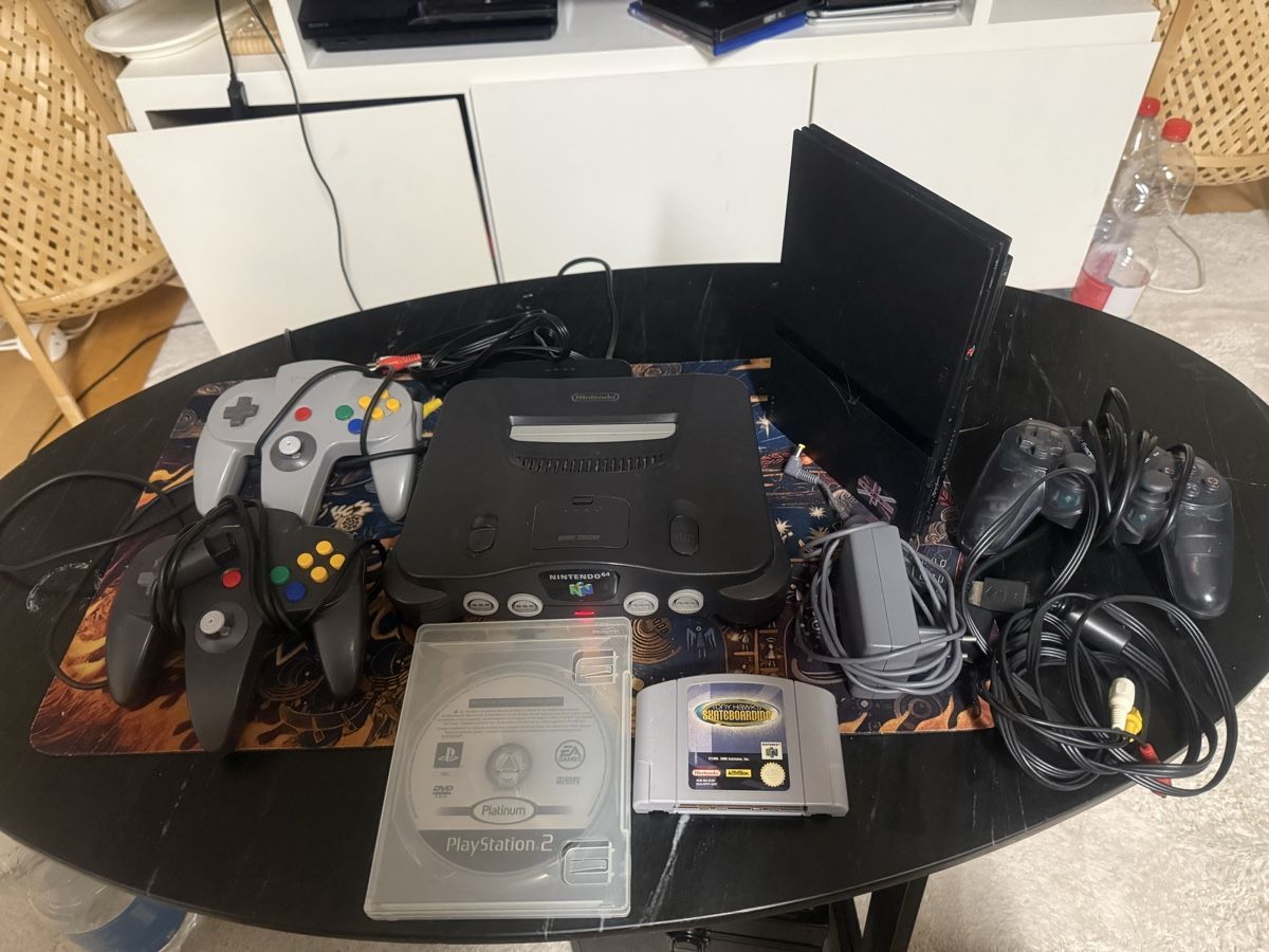 Nintendo Console: Nintendo 64 Konsole und eine ps2 slim mit Controller – Usato da Müllheim Dorf venduto da gom_wv8k 1