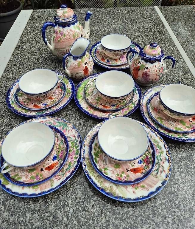 Set di piatti: Zierliches Teeservice – Usato da Buchs AG venduto da Son_b5qh 2