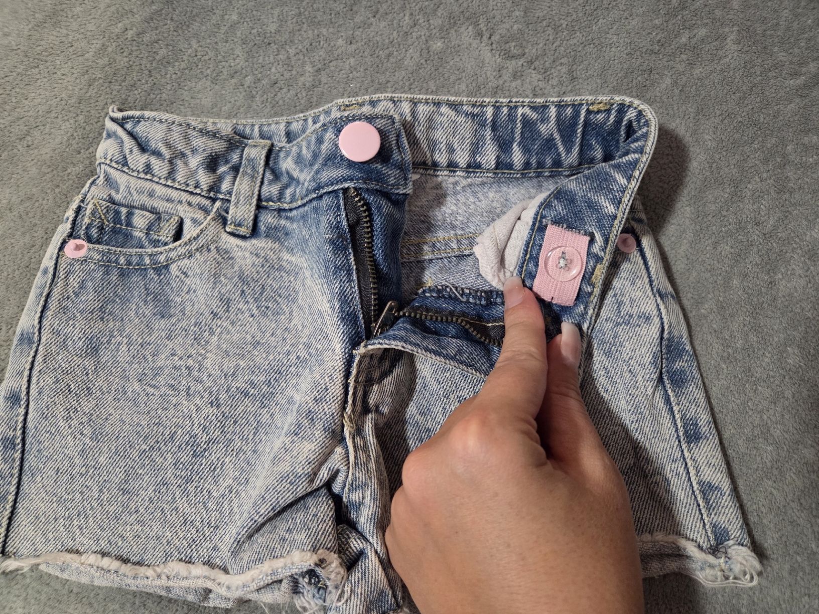 Pantaloni: Hose Grösse 104 – Usato da Aarburg venduto da augenschmaus8 1