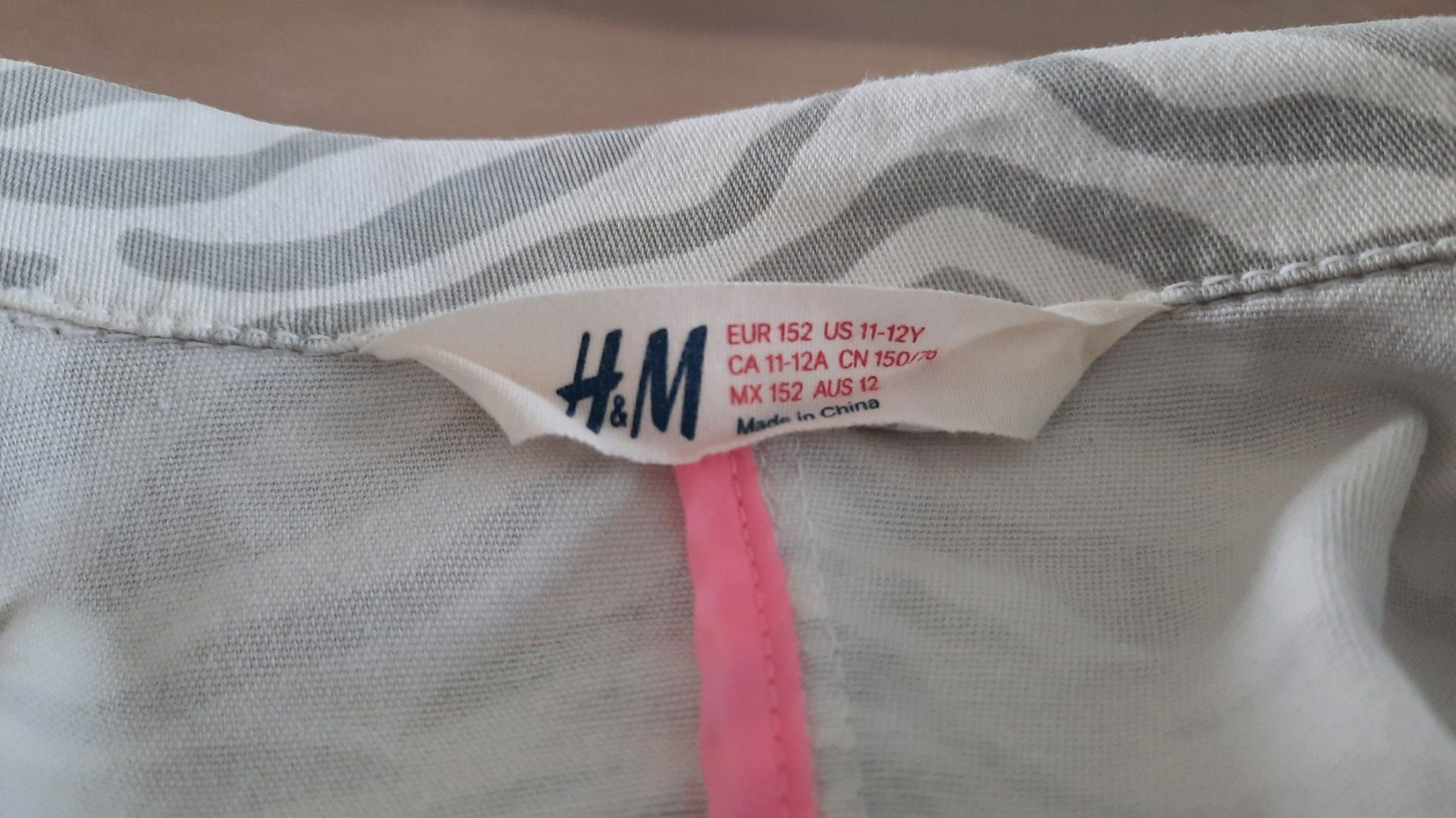 H&M Giacche & Cappotti: Zebra-Look Sommerjacke - Gr. 152 – Usato da Neftenbach venduto da DanielaS01020304 3