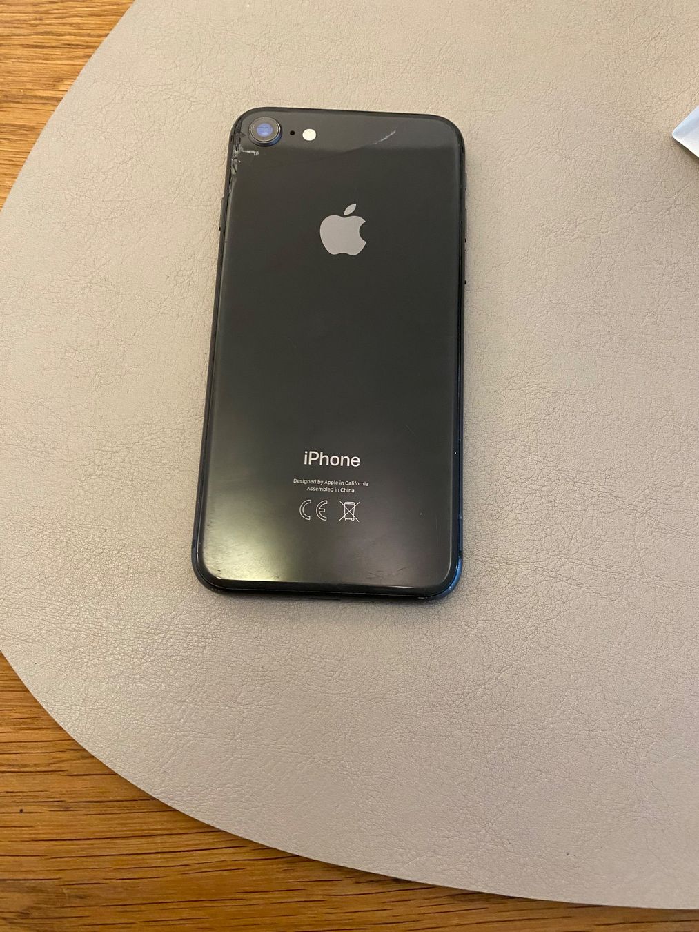 Apple Telefoni cellulari / Smartphones: iPhone 8 – Difettoso da Adliswil venduto da Busys 1