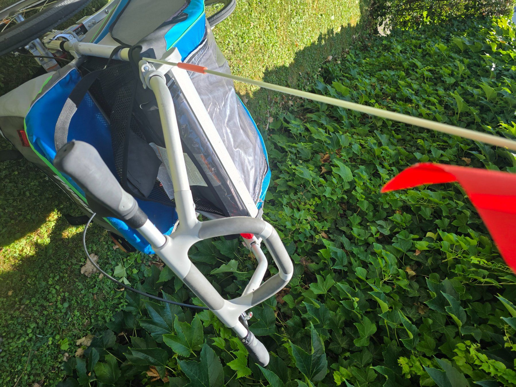 Thule Anhänger: Thule CX2 Fahrradanhänger mit Jogging Kit – Gebraucht aus Adliswil von Micky048 3