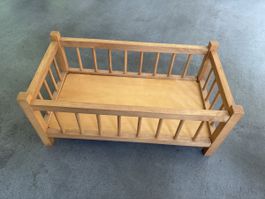 altes Puppenbett Holz natur