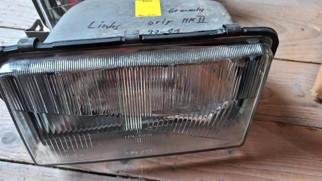 Fari: Ein Paar Scheinwerfer Oldtimer Ford Granada MK 2 – Usato da Sarmenstorf venduto da 17m_P3 1