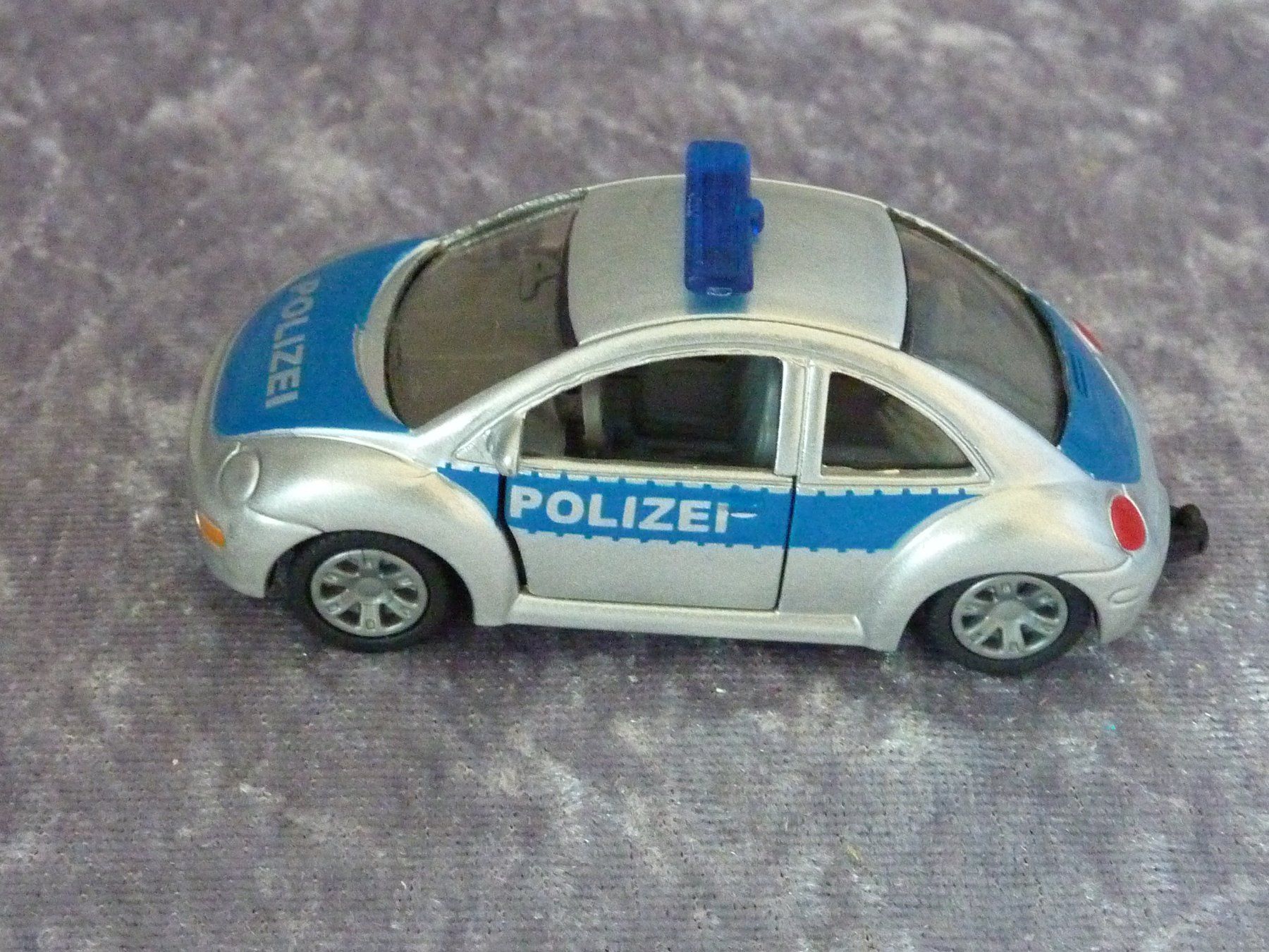 Siku Modellini d'auto: VW Beetle Polizei Siku – Usato da Dürrenäsch venduto da Cobra1ch 1