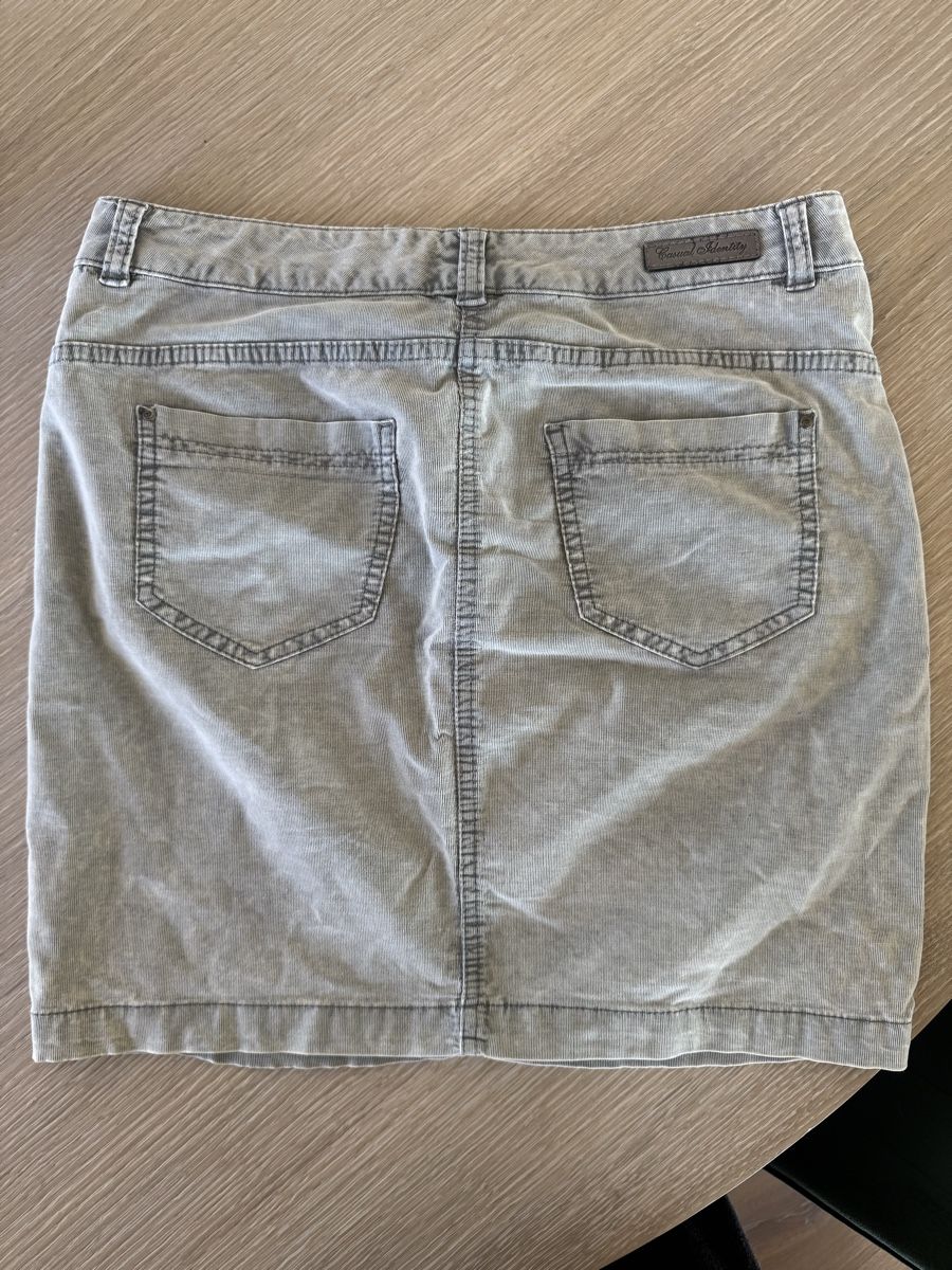 Gonne: Jupe/ Skirt / Rock von Gomma – Usato da Farnern venduto da allthingspreloved 2