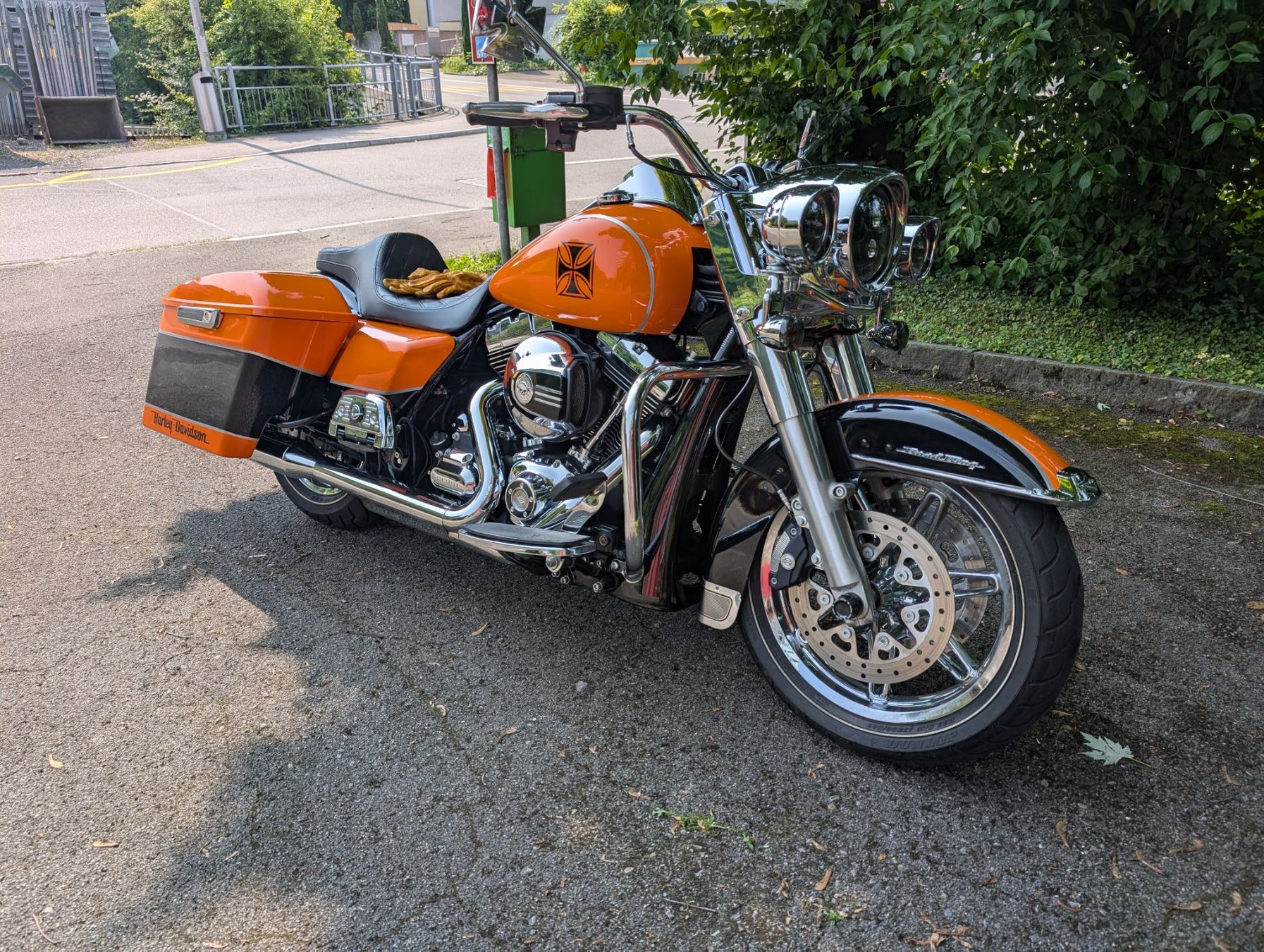 Harley-Davidson Alle Motorradersatzteile: Front Spoiler Harley Davidson Touring Modelle von Hogworkz – Gebraucht aus Schinznach Bad von Sofortdirk