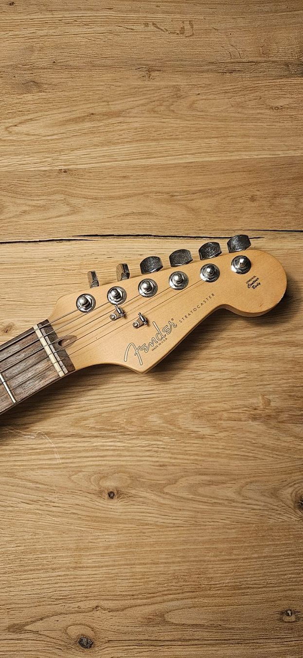 Fender Strumenti musicali: Fender Stratocaster für Beginner oder Fortgeschrittene – Usato da Bischofszell venduto da mar_7mxs 4