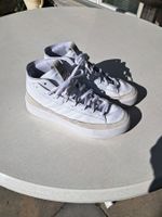 Adidas Sneakers 44 weiss neuwertig Top-Zustand