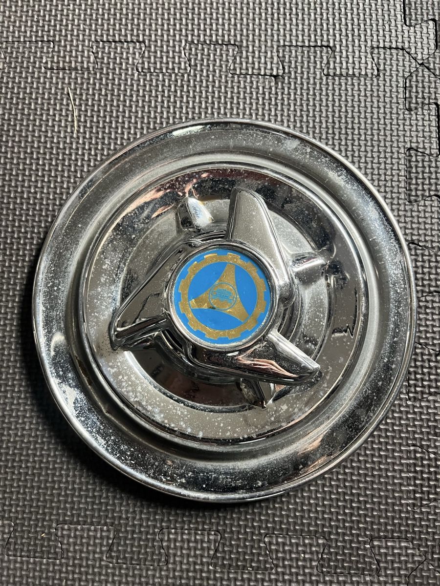 Vespa Alle Rollerersatzteile: Vespa Piaggio Radkappe original – Gebraucht aus Thun von Cpia