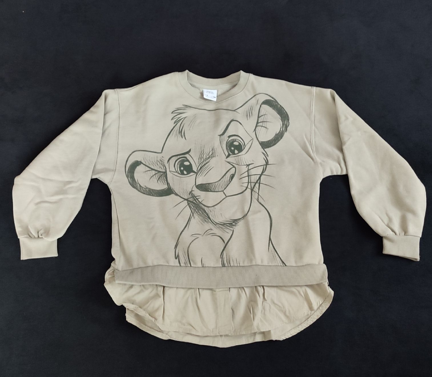 Maglioni & Felpe: Süsser Zara Löwenkönig Pullover Gr. 134 – Usato da Mülligen venduto da locademalaga