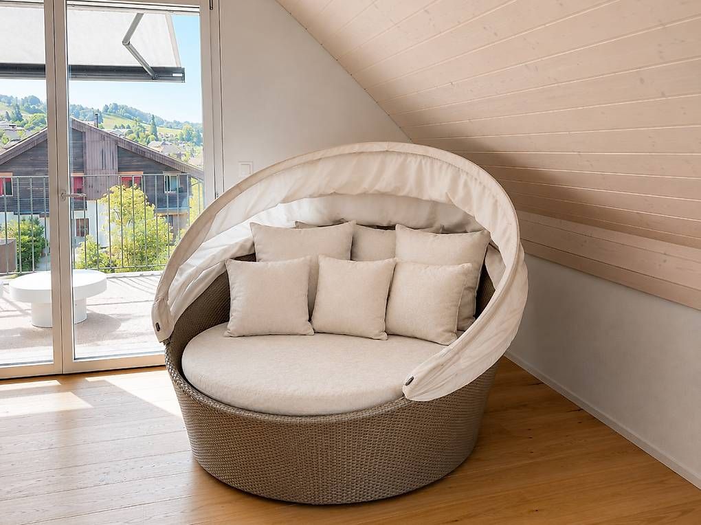 Dedon Sofas: DEDON Island Daybed / Loungesofa mit Verdeck – Gebraucht aus Lufingen von Lindalalinda 1