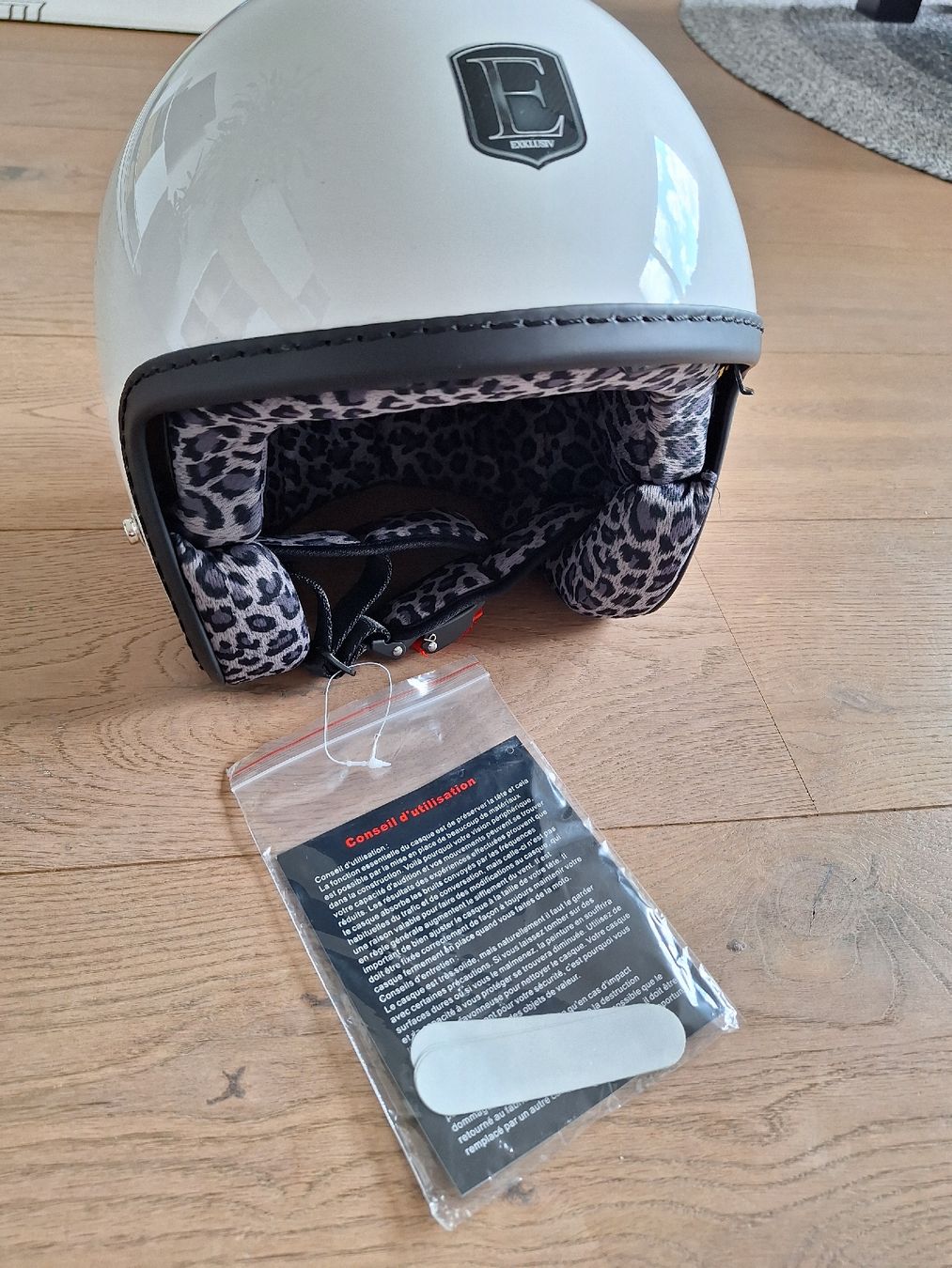 Caschi & visiere: Rollerhelm Exclusiv – Nuovo (secondo la descrizione) da Bazenheid venduto da fabienne.tanner92 1