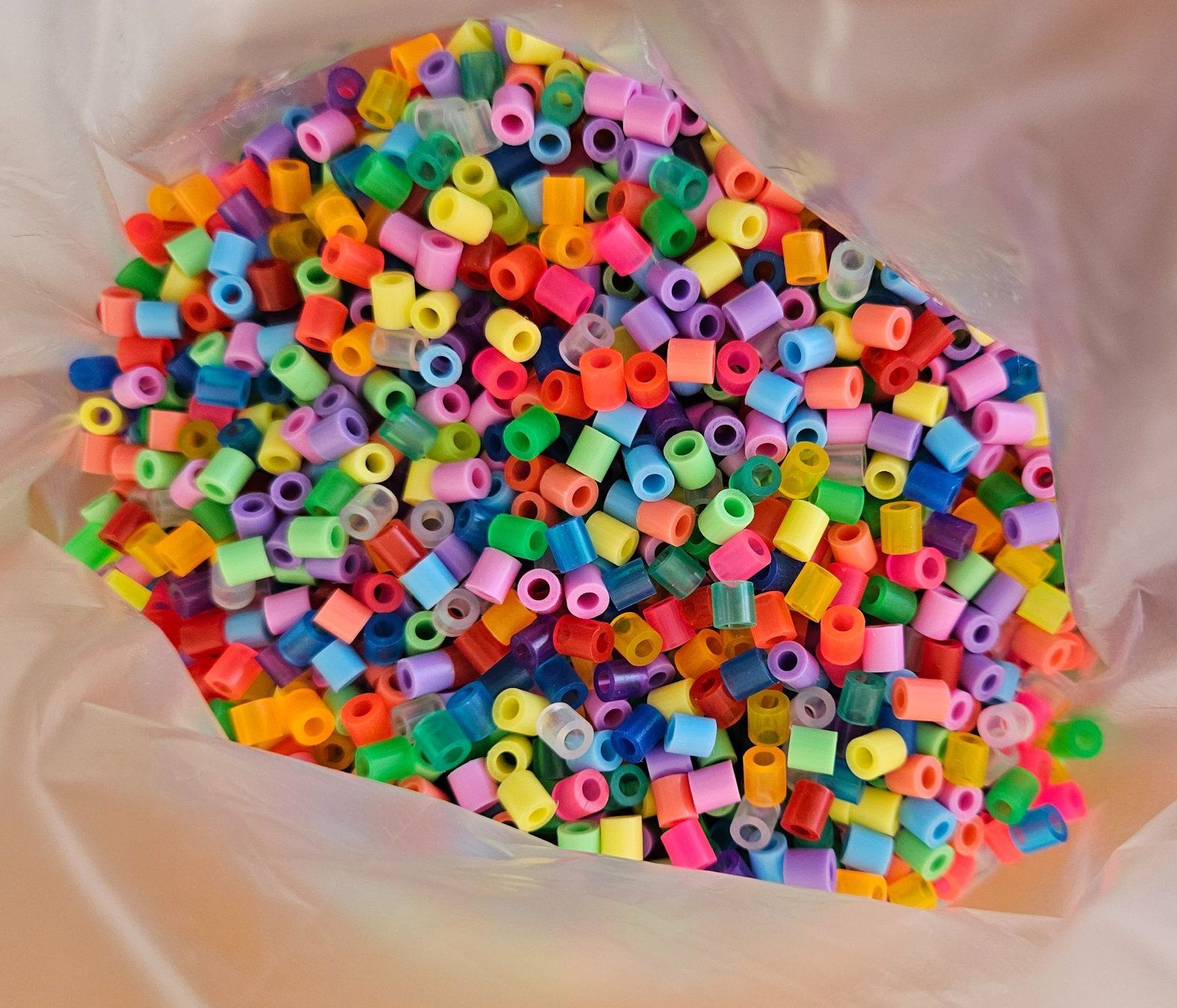 Kit bricolage: Grosses Set HAMA Bügelperlen - Gold, Glitzer + transparent – Usato da Gommiswald venduto da Rickenblitz 2