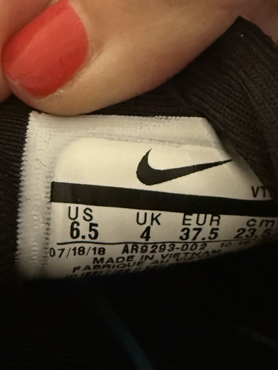 Nike Scarpe da uomo: Nike Air Max 720 – Nuovo (secondo la descrizione) da Genève venduto da cat_8jbv 2