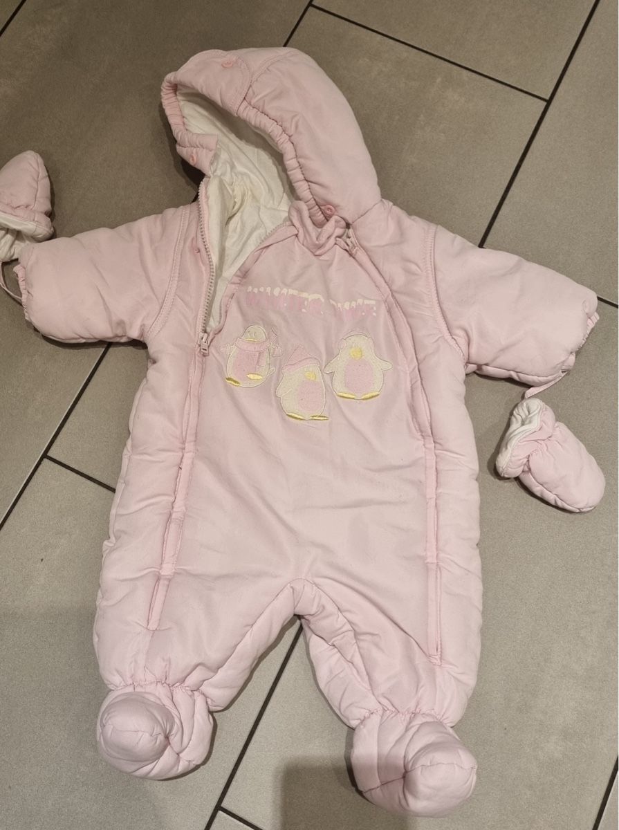 C&A Completi: Rosa Winteroverall mit Pinguinen, Grösse 62 – Usato da Luzern venduto da Doda01