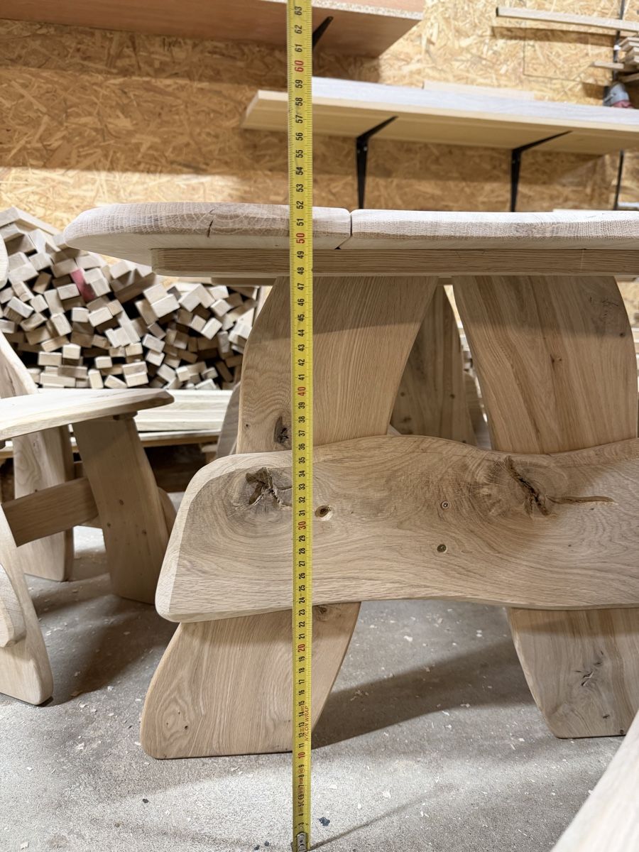 Set di tavolo e panche: Kids table in massif oak - artisanal – Nuovo e nell'imballaggio originale da Corsier GE venduto da Karol_save_planet 2