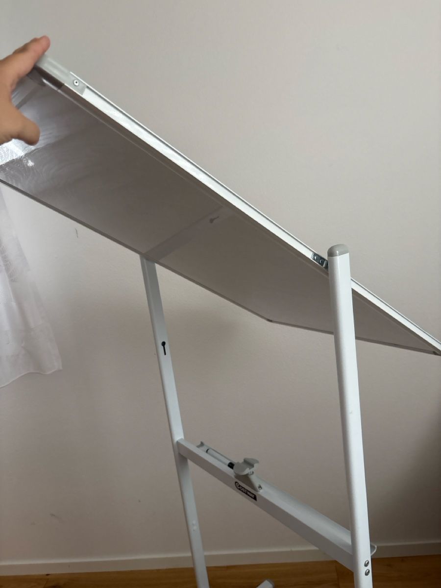 Tableaux: Whiteboard auf Rollen  – D'occasion à Urdorf par mir_d25n 2