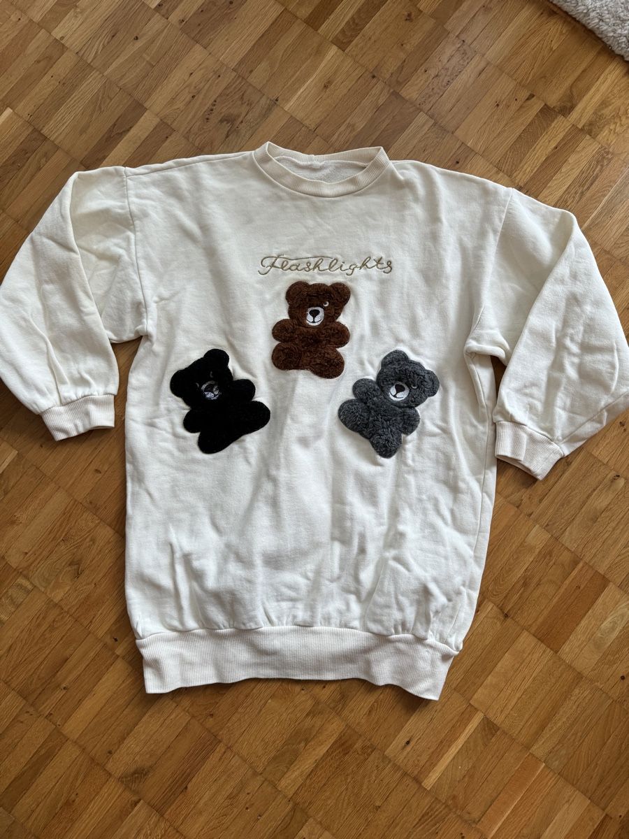 Pulls & Sweat-shirts: Sweatshirt mit Teddybären – D'occasion à Obfelden par tan_9lj9 1