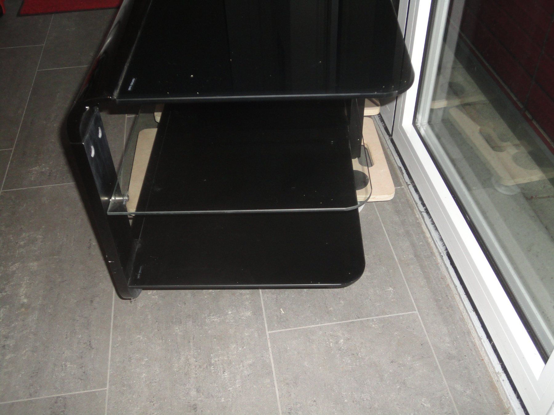 Mobili TV: TV-Möbel / Sideboard, Top Zustand – Usato da Gelterkinden venduto da Gimbo2 2