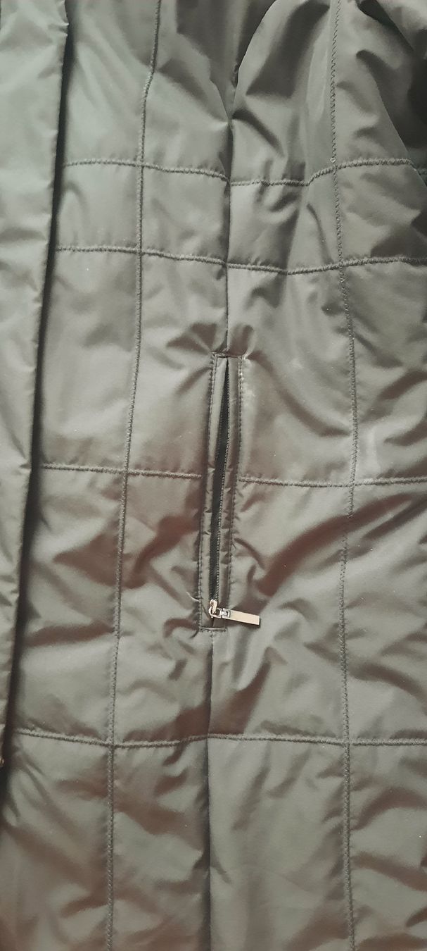 C&A Cappotti: Winterjacke lang Grösse 48 – Nuovo (secondo la descrizione) da Rotkreuz venduto da schweizerin72 4