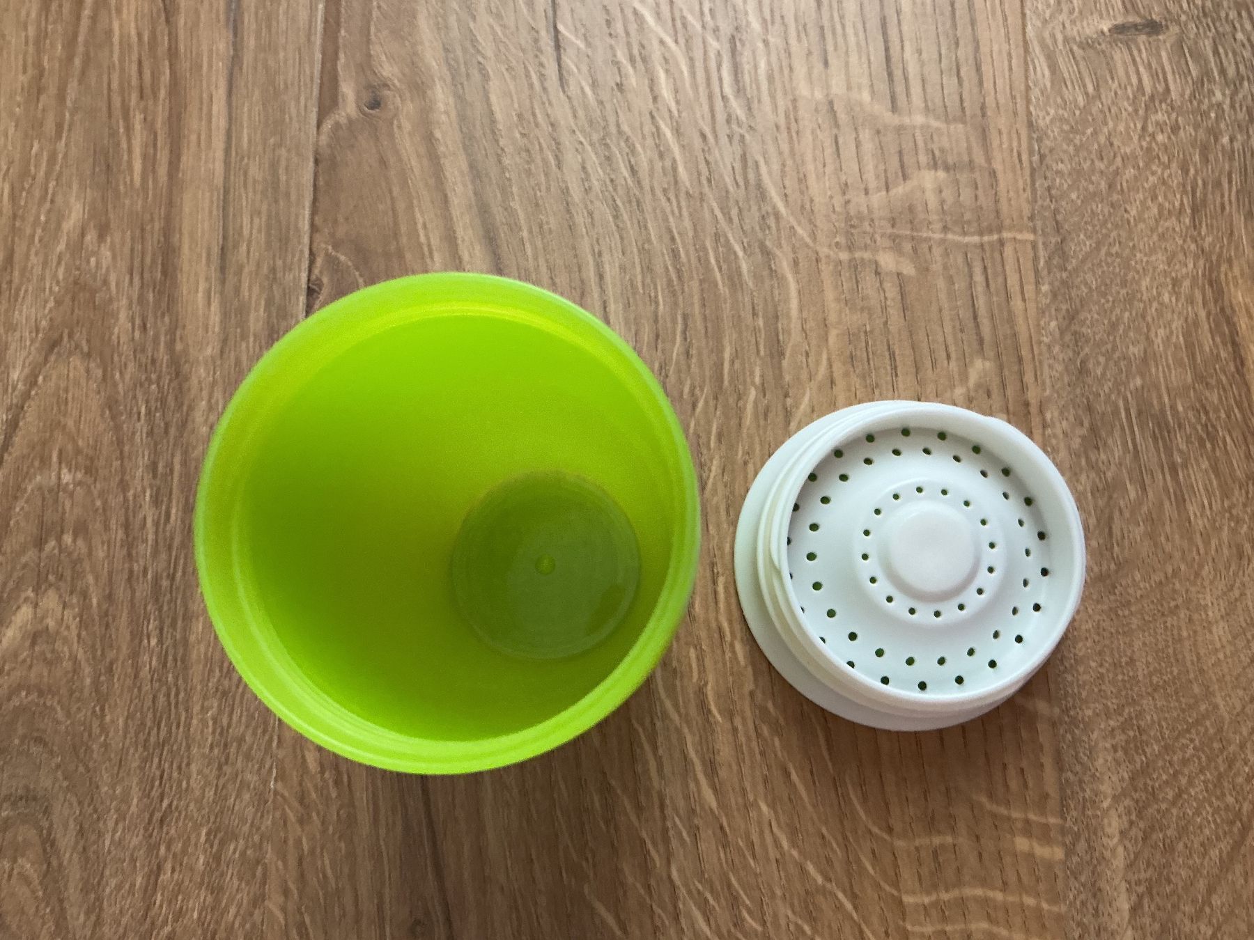 Pasti del neonato: Munchkin Miracle 360° Cup – Usato da Brugg AG venduto da Magna3 3
