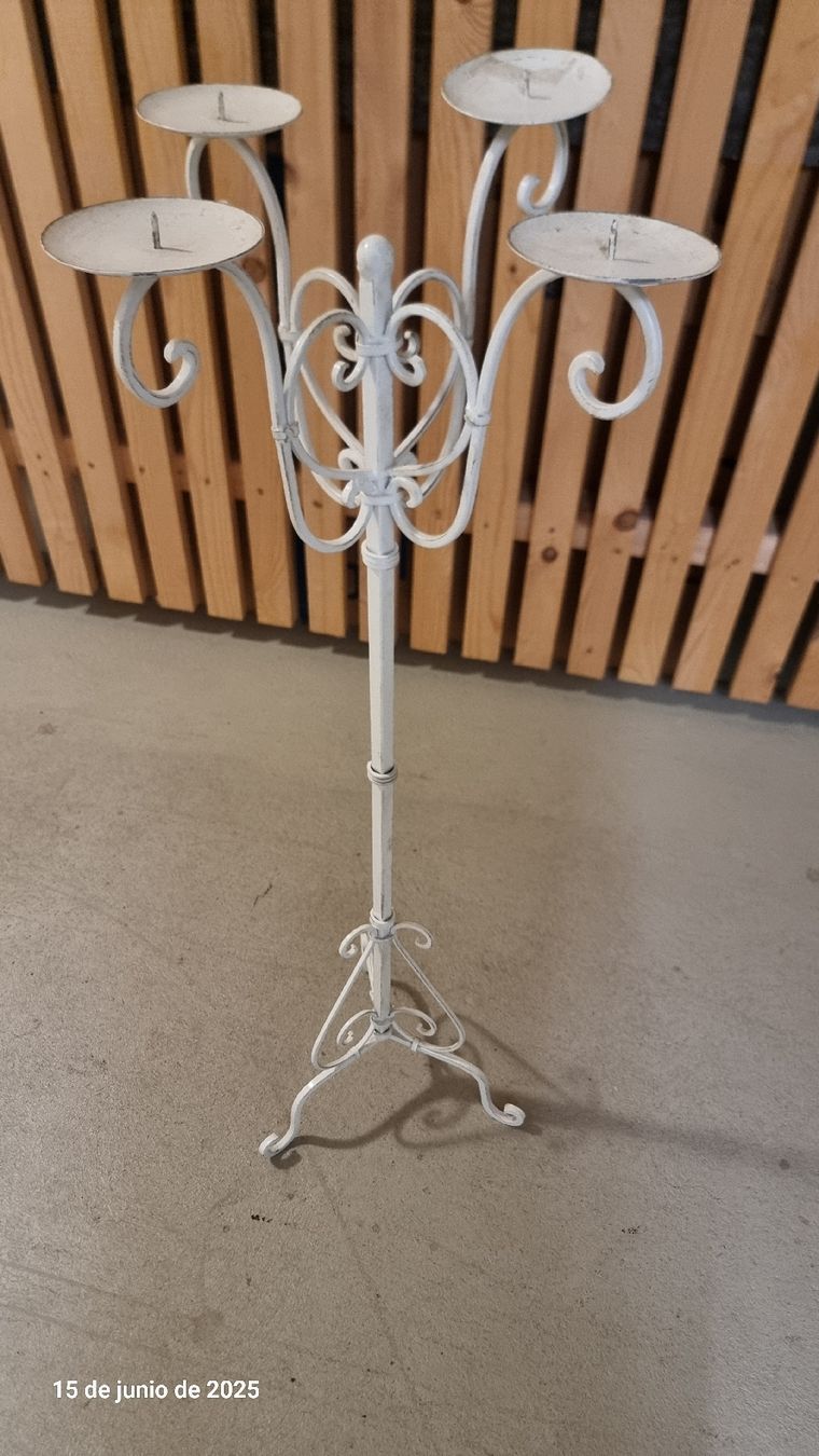 Portacandele: Romantischer Kerzenständer, Metall, weiss, 4-armig – Usato da Dintikon venduto da Devon34 2