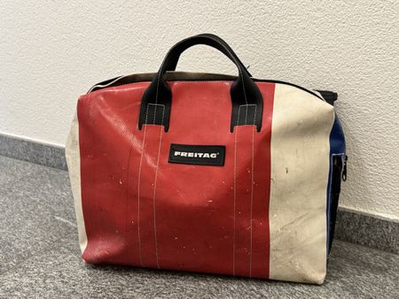 Freitag Tasche  blau/weiss/rot guter Zusta
