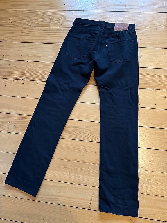 Levi's Jeans: Levi Strauss Black Jeans W29 L32 – Nuovo (secondo la descrizione) da Schaffhausen venduto da Severin_SH 2