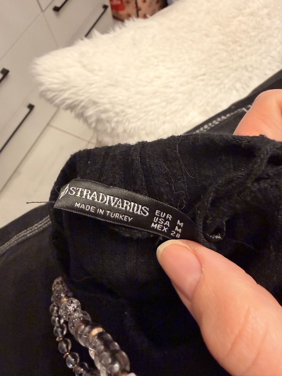 Stradivarius Kleider: Schwarzes Strickkleid von Stradivarius, Grösse M – Gebraucht aus Arch von Aga84 2