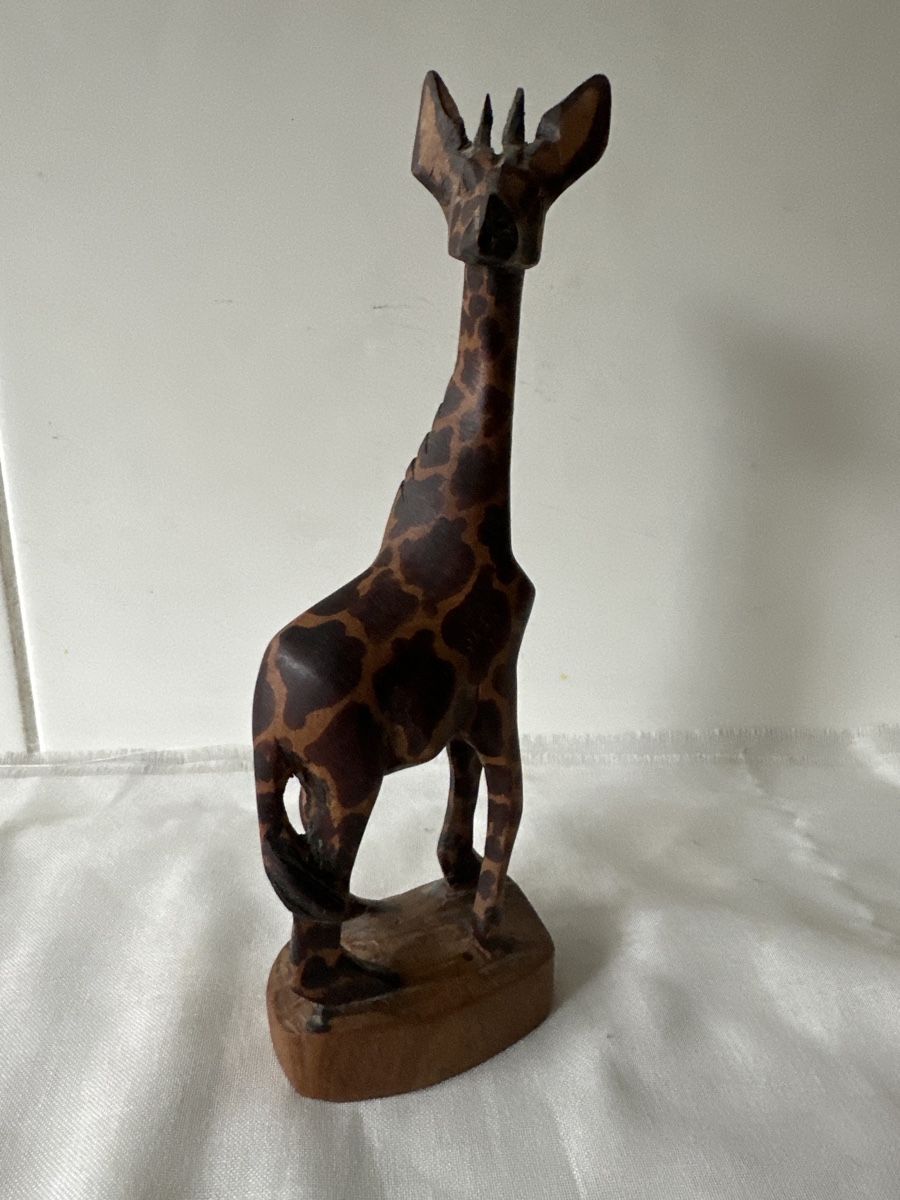 Figuren: Holz Giraffe, Handarbeit, Deko Objekt, Geschenkidee! – Gebraucht aus Zürich von Chaeffeler