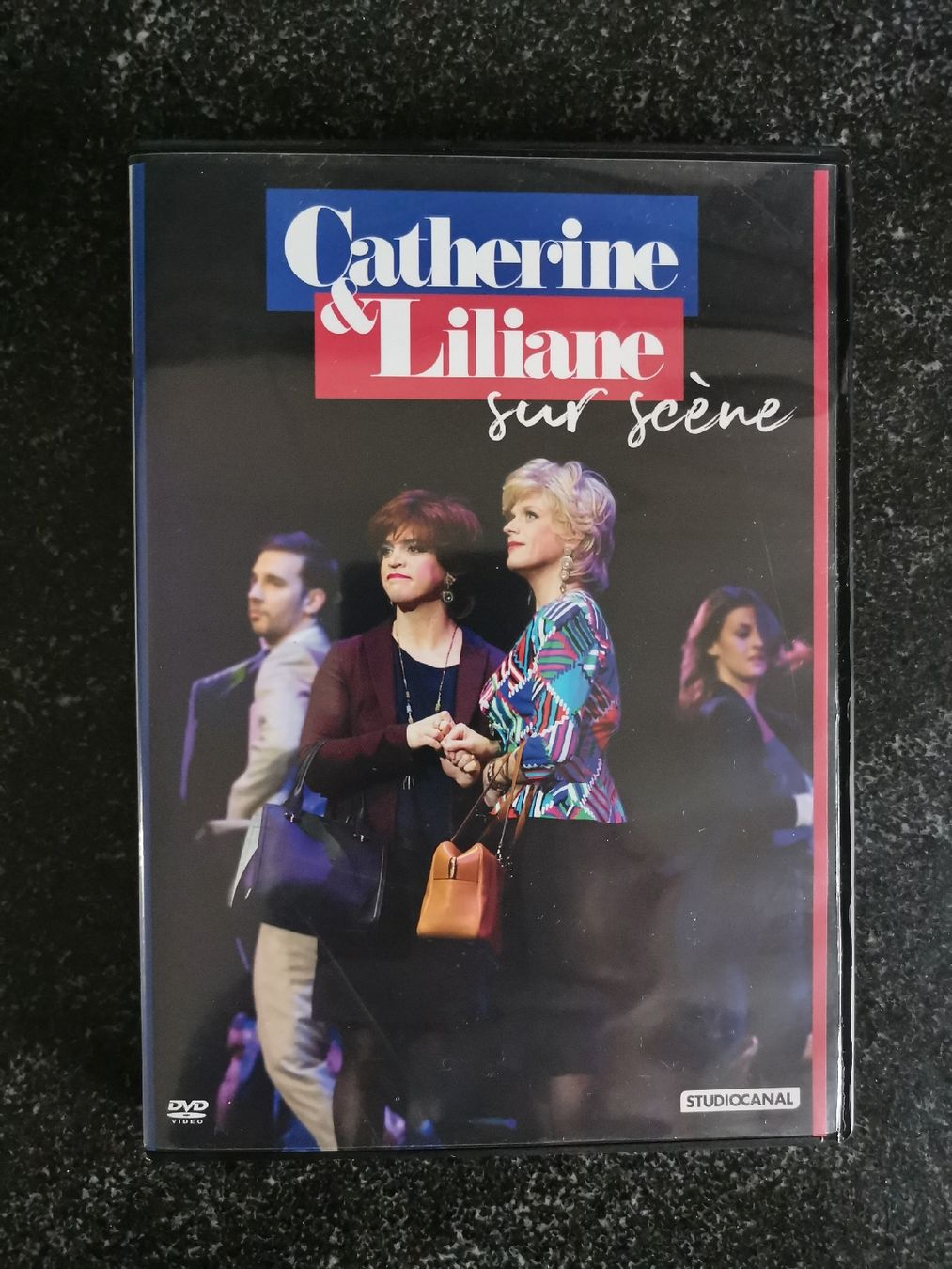 Tutti i DVDs: CATHERINE ET LILIANE SUR SCÈNE – Usato da Genève venduto da abba74