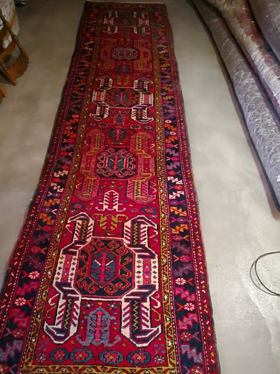 Tapis: 🤩PERSERTEPPICHLÄUFER IN ROT GEMUSTERT – D'occasion à Olten par Naja-Twins-Twins