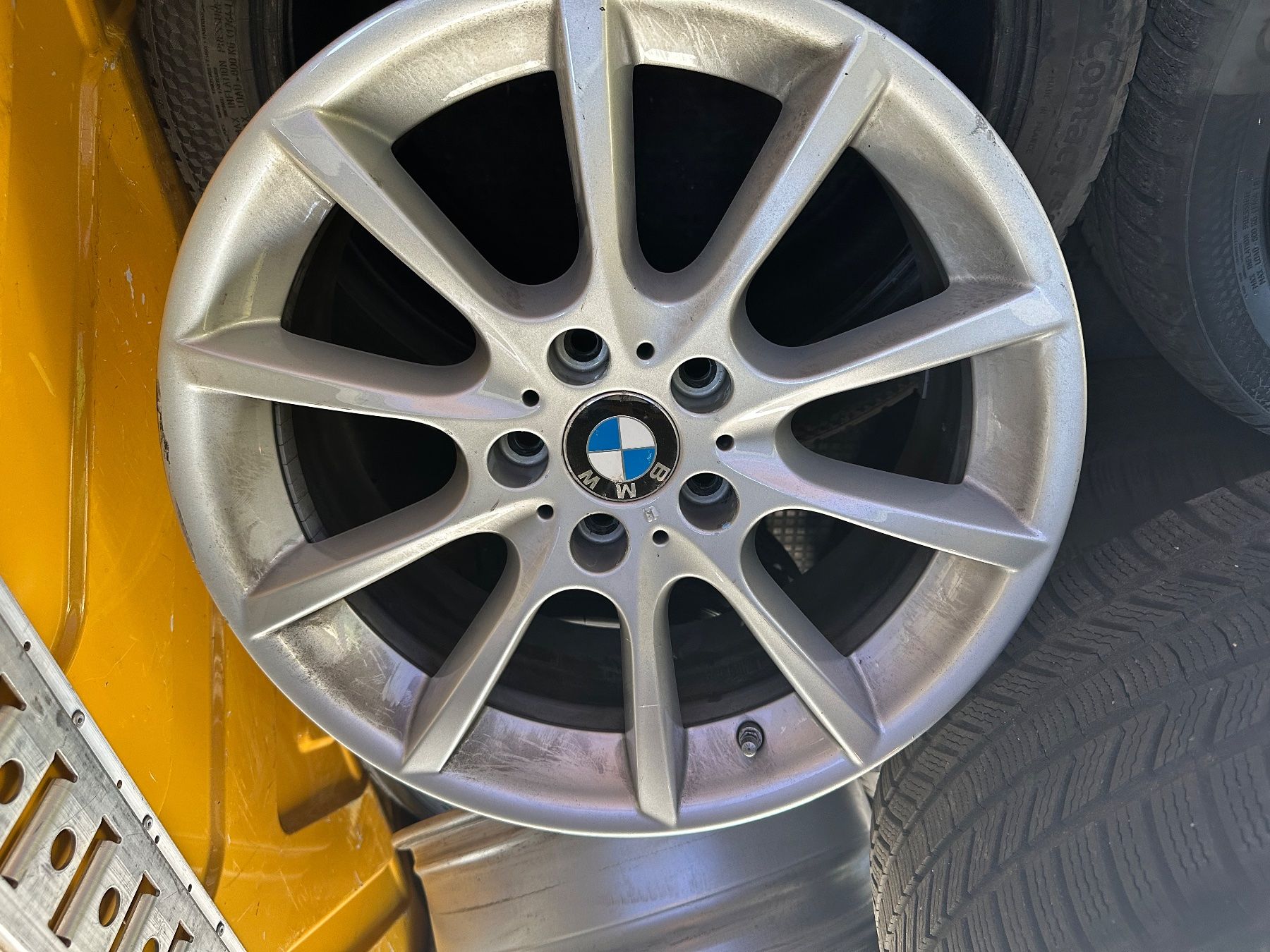 BMW Cerchioni: BMW Felgen 18 Zoll – Usato da Ostermundigen venduto da alb_9p85
