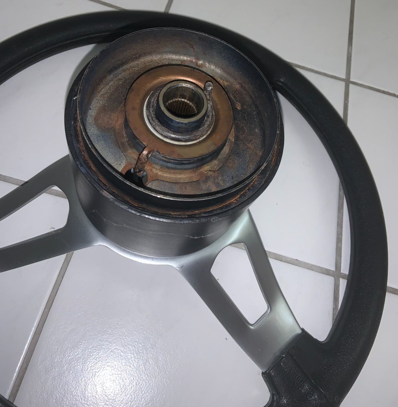 Mopar Tutti pezzi di ricambio auto: Sportlenkrad Mopar Tuff Steering Wheel – Nuovo (secondo la descrizione) da Herrliberg venduto da Imperial1970 1