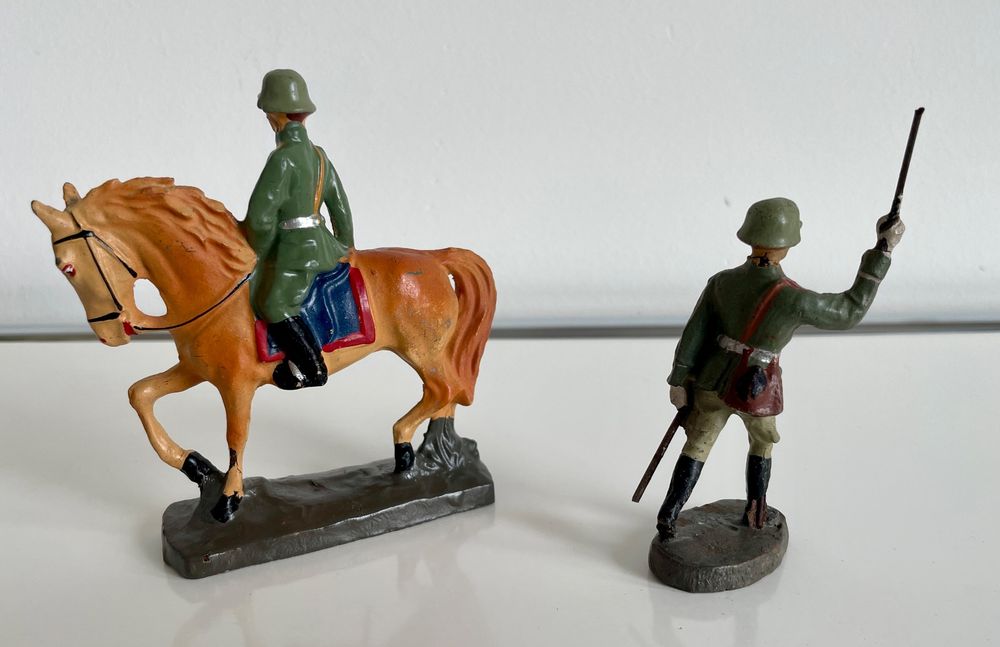 2x Spielzeugfiguren Elastolin Wehrmacht Germany WWII 2