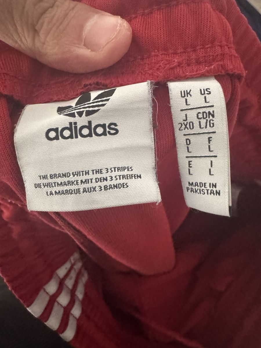 Adidas Pantaloni: Adidas Trainingshose rot Grösse L – Usato da Kriens venduto da M0nk3ZPlayZ 2