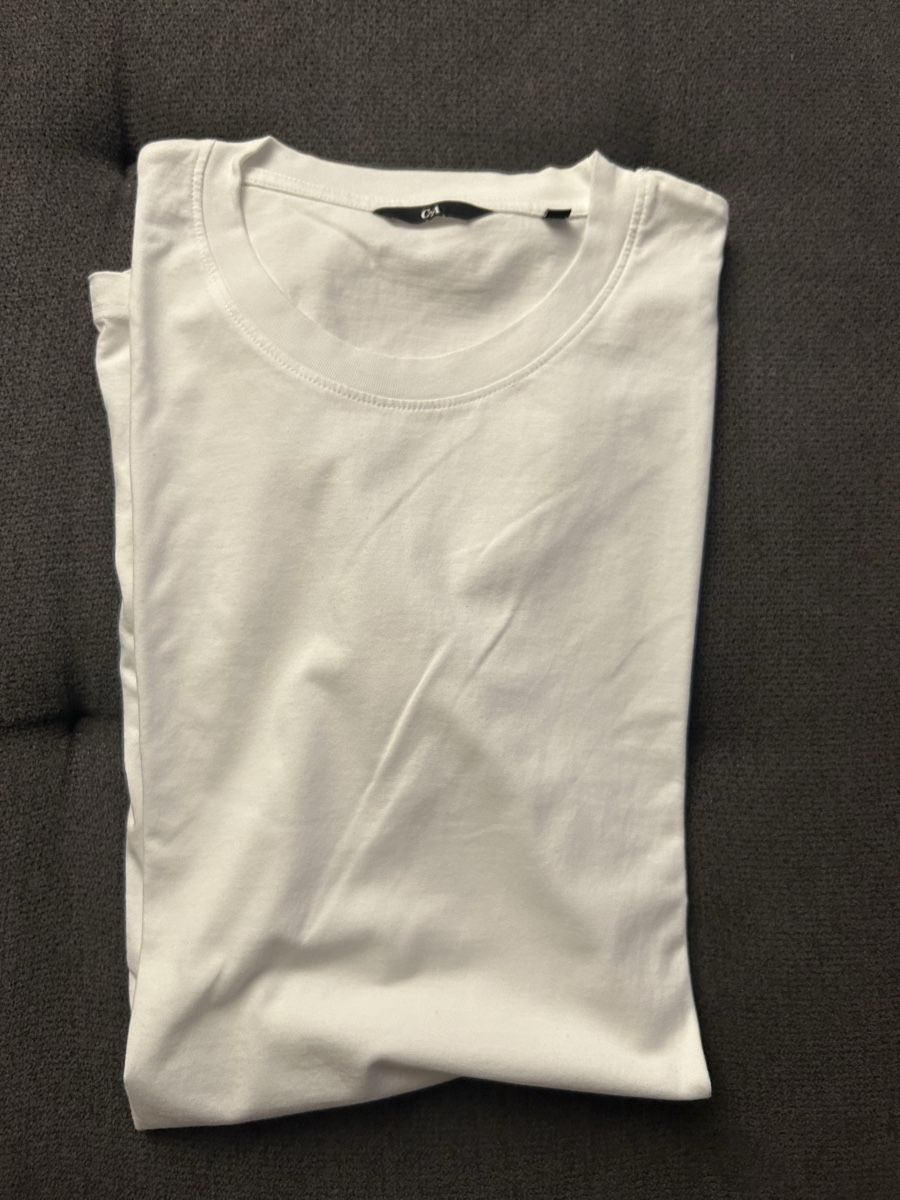 C&A T-Shirts: Weisses T-Shirt Gr.XL – Gebraucht aus Buchs ZH von SegerLegende