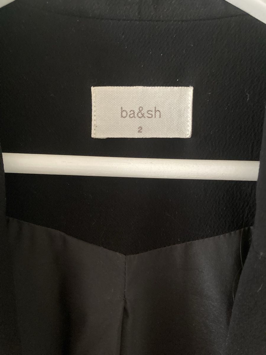 Ba&Sh Giacche: Schwarzer Blazer von ba&sh - Zeitlos & Elegant - Grösse 2 – Usato da Zürich venduto da Timbera 1