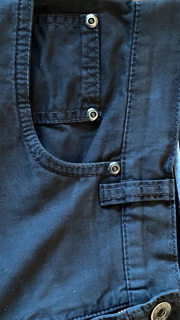 Manor Pantaloni: Herren Hose CHINO 33/32 schwarz – Usato da Hünenberg venduto da Ecila 4