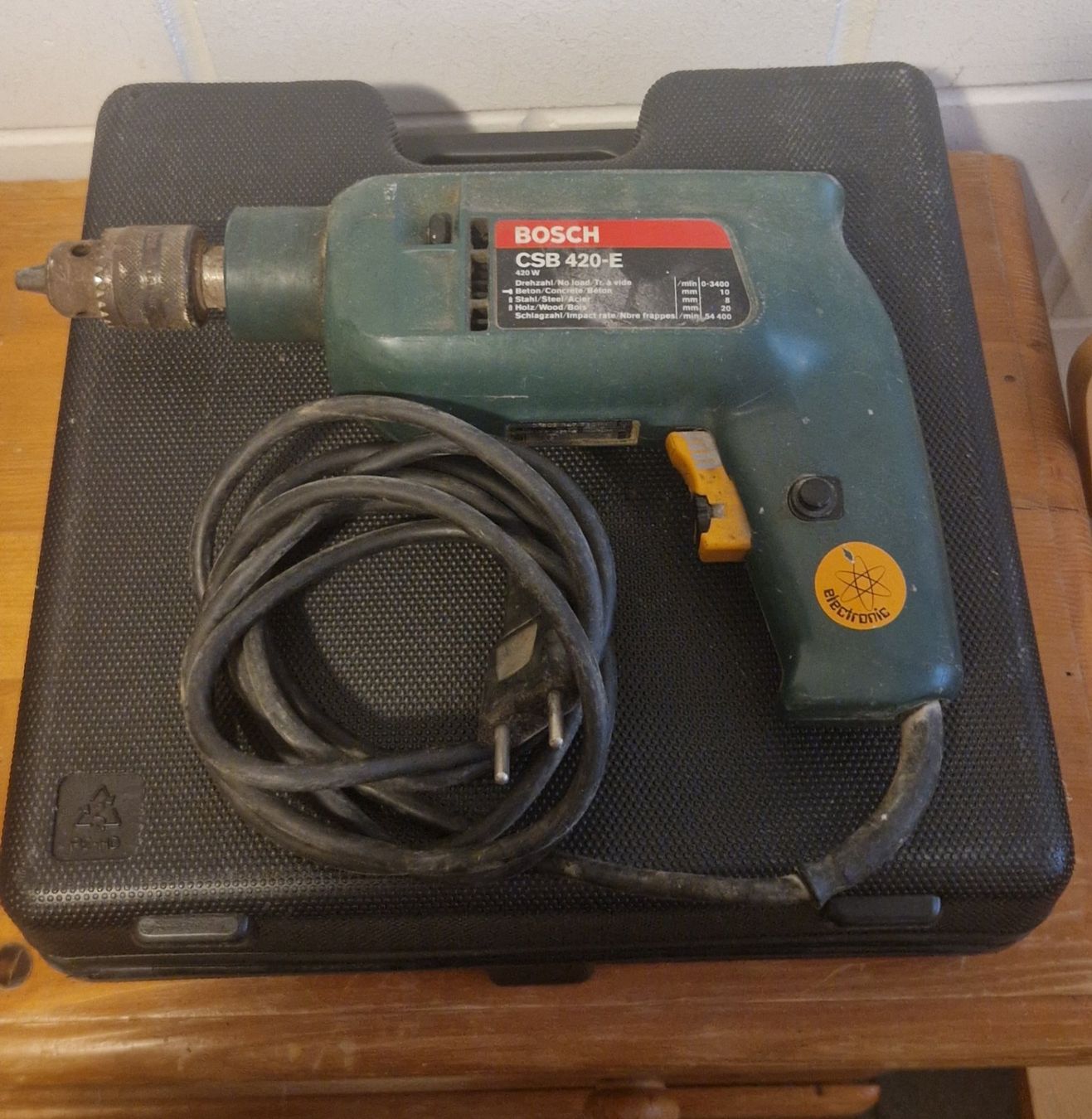 Bosch Perceuses: Schlagbohrmaschine Bosch CSB 420 E – D'occasion à Niederbipp par jar_ld82