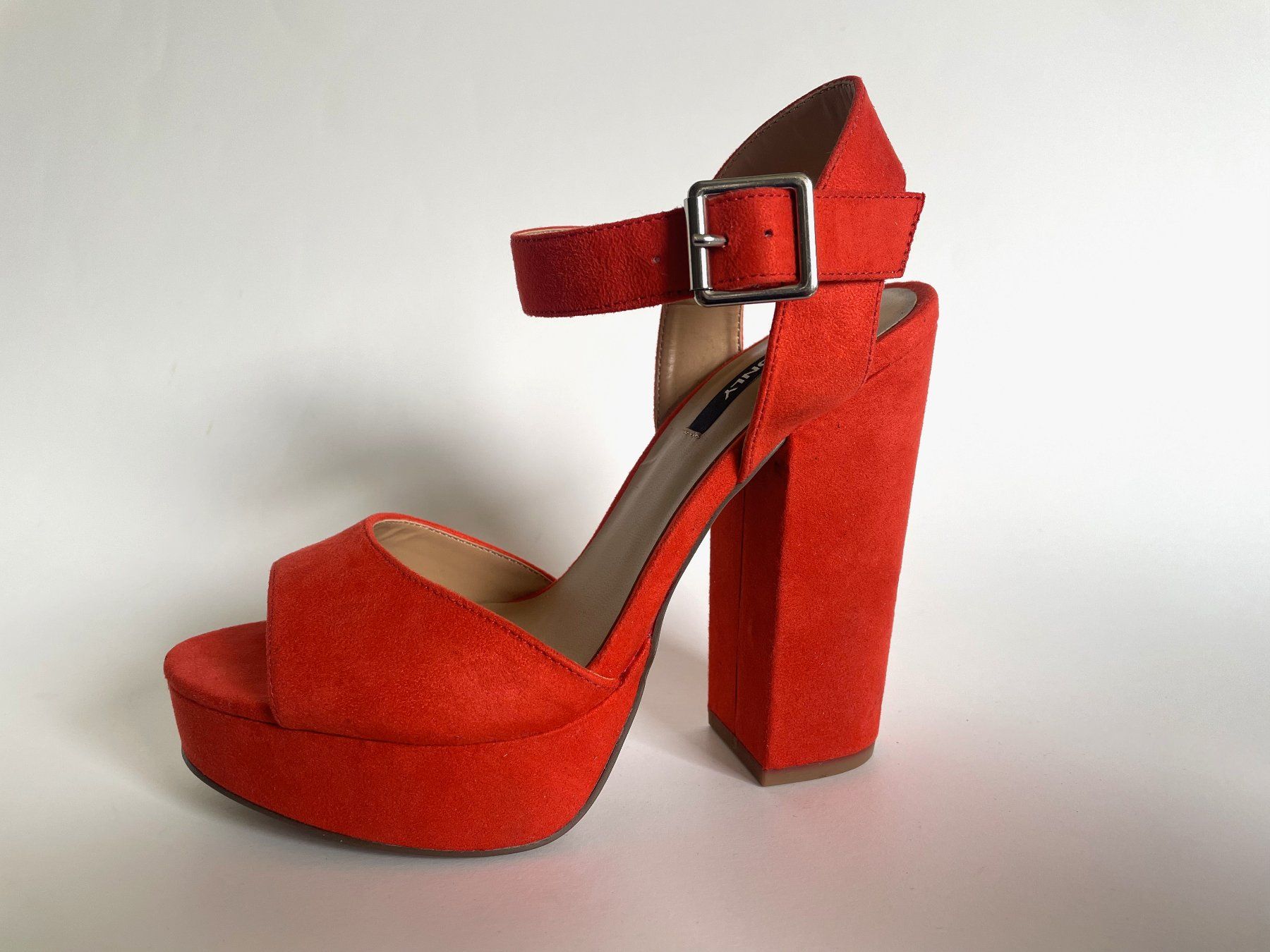 Only Chaussures femmes: Plateau Sandalen von Only, NEU!!! Gr.36 – Neuf (Voir description) à Zürich par Caro55 4