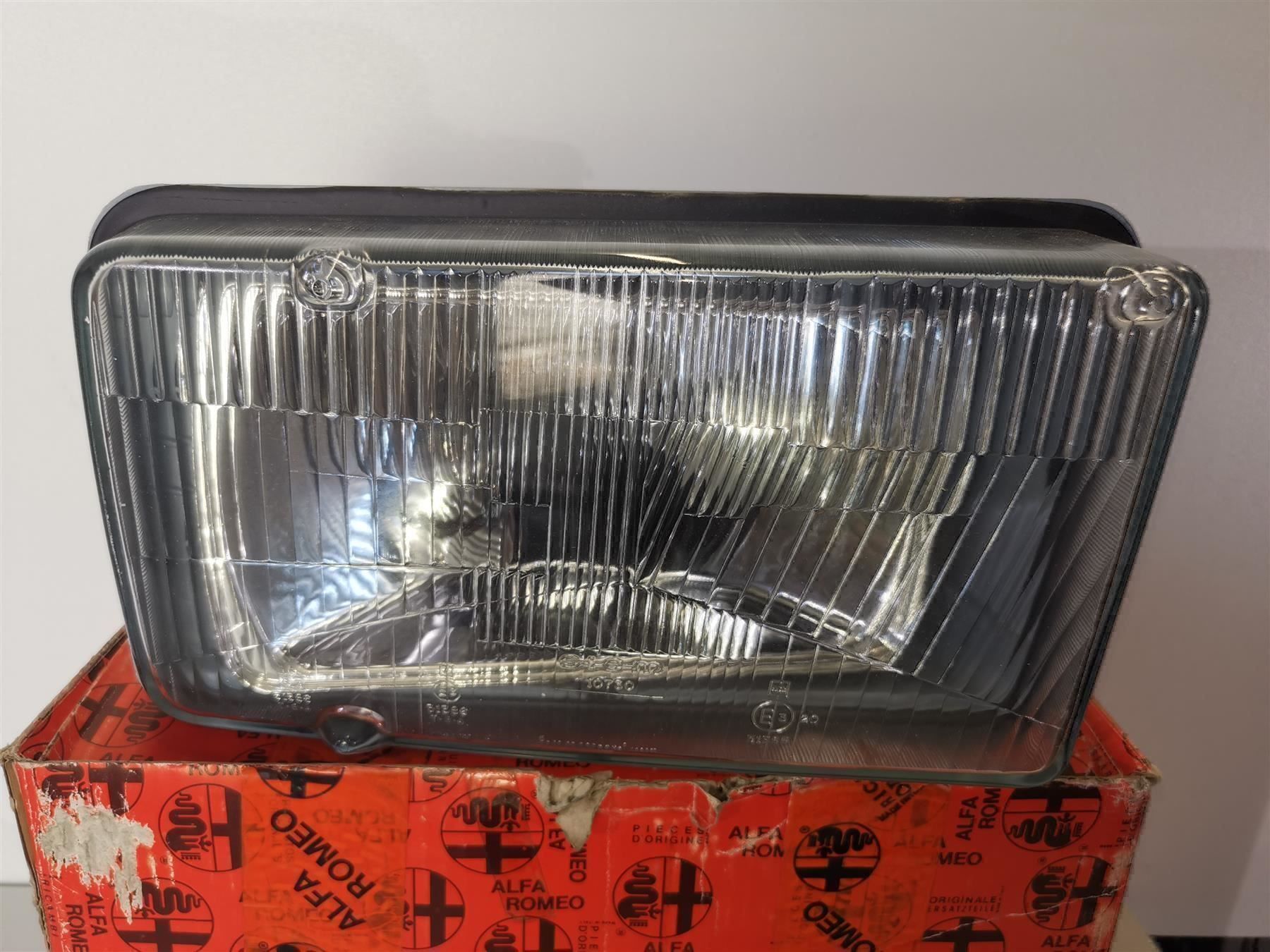 Fari: Alfetta Berlina Scheinwerfer rechts – Nuovo (secondo la descrizione) da Thalwil venduto da Joker690 1