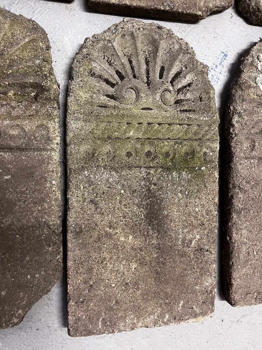 Rivestimenti per pavimenti: 16 Stk. antike Rasenrandplatten – Usato da Sirnach venduto da Gozogo 4