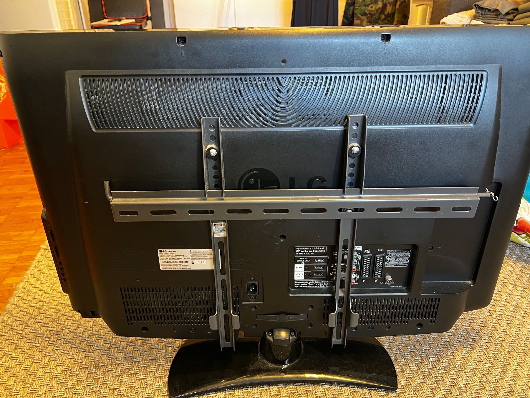 LG Fernseher: TV LG 32LH3000 – Gebraucht aus Hombrechtikon von  7