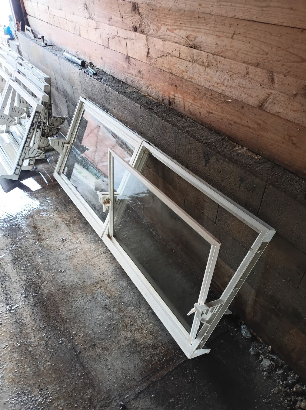 Fenster: Stallfenster – Gebraucht aus Uettligen von lraez01 1