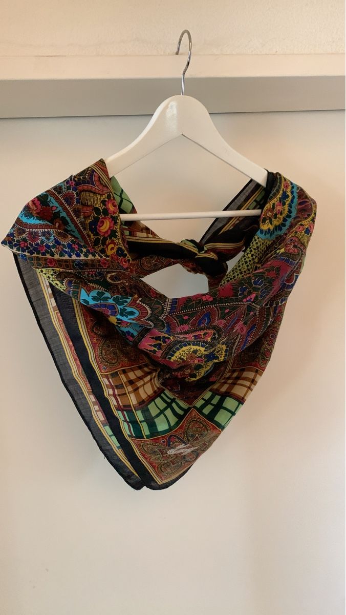 Kenzo Foulards, Tücher & Schals: Kenzo Foulard  – Gebraucht aus Greifensee von GMS_CH
