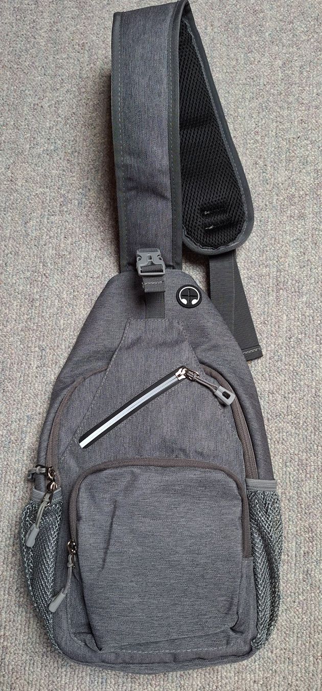 Borse da donna: Umhängetasche/Rucksack – Nuovo (secondo la descrizione) da Oberriet SG venduto da Atir47 5