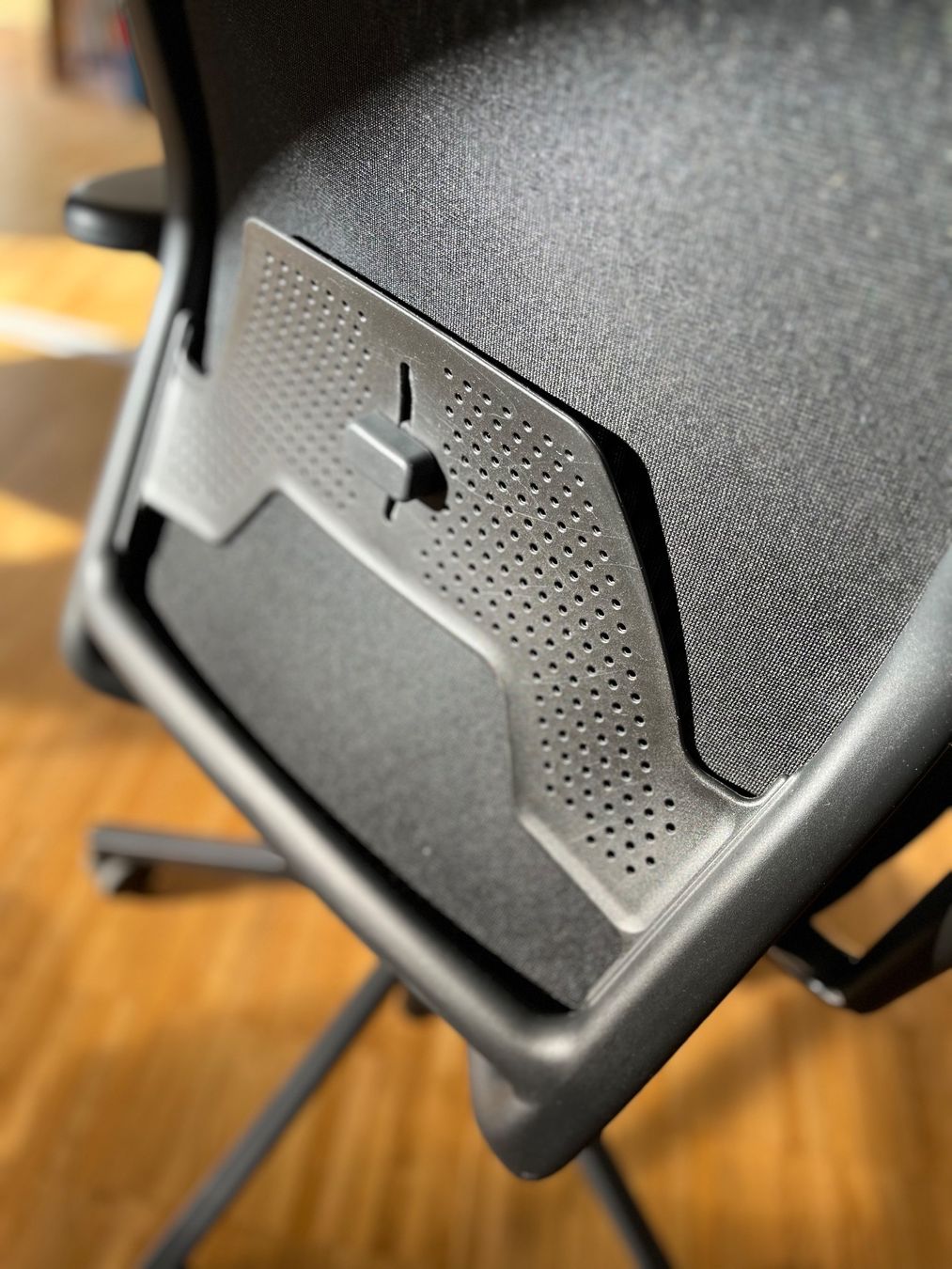 Vitra Chaises: Vitra ID Mesh (Office Chair) – D'occasion à Zürich par mai_6lxc 3